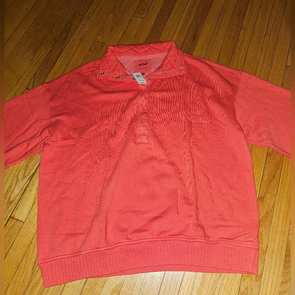 Aerie Oh Snap Sweatshirt Oversized Bright Red - Picture 6 of 7